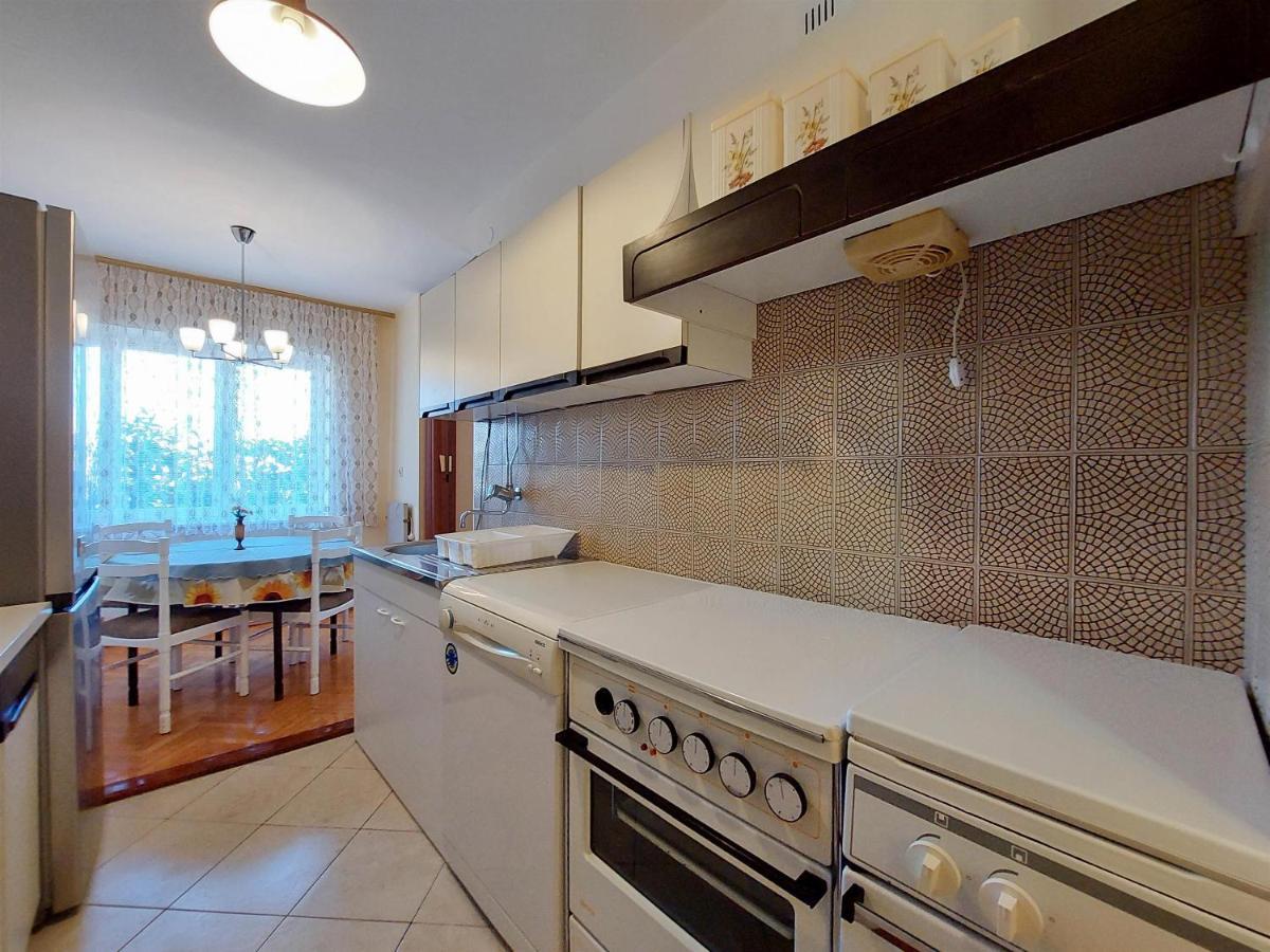 Apartments Nikola Punat Bagian luar foto