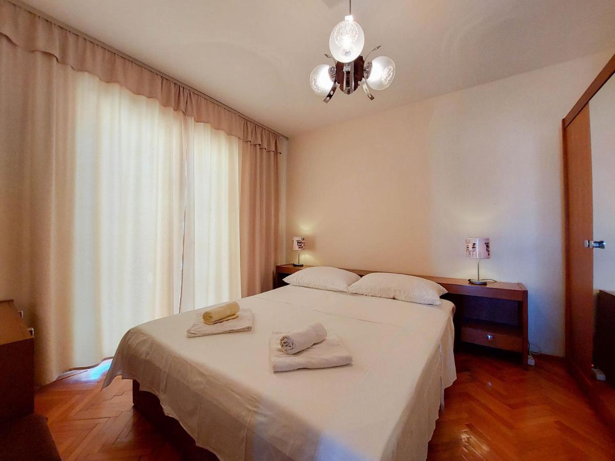 Apartments Nikola Punat Bagian luar foto