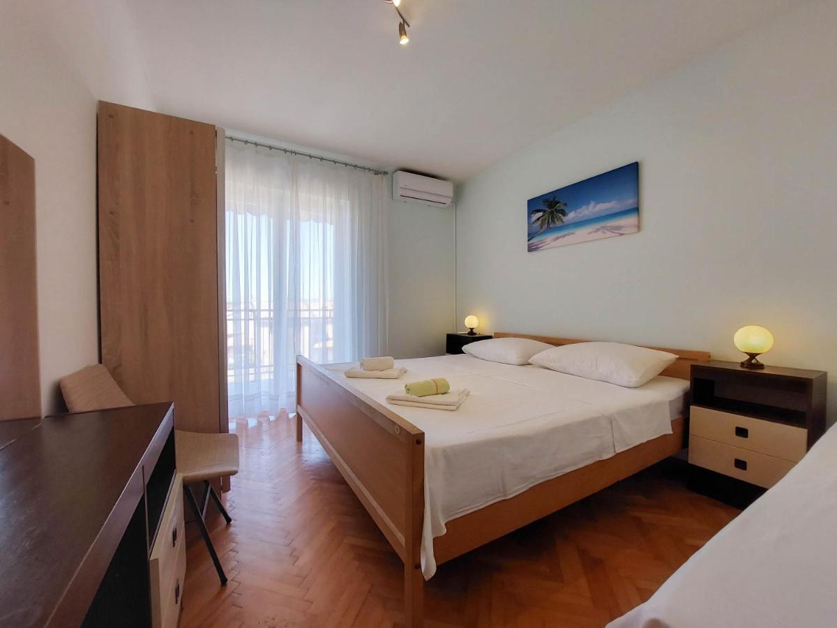 Apartments Nikola Punat Bagian luar foto