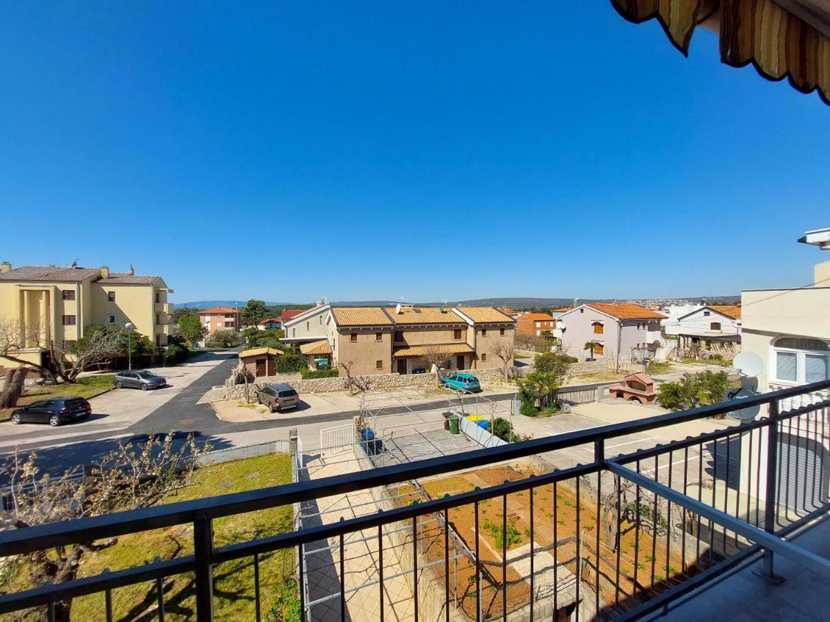 Apartments Nikola Punat Bagian luar foto