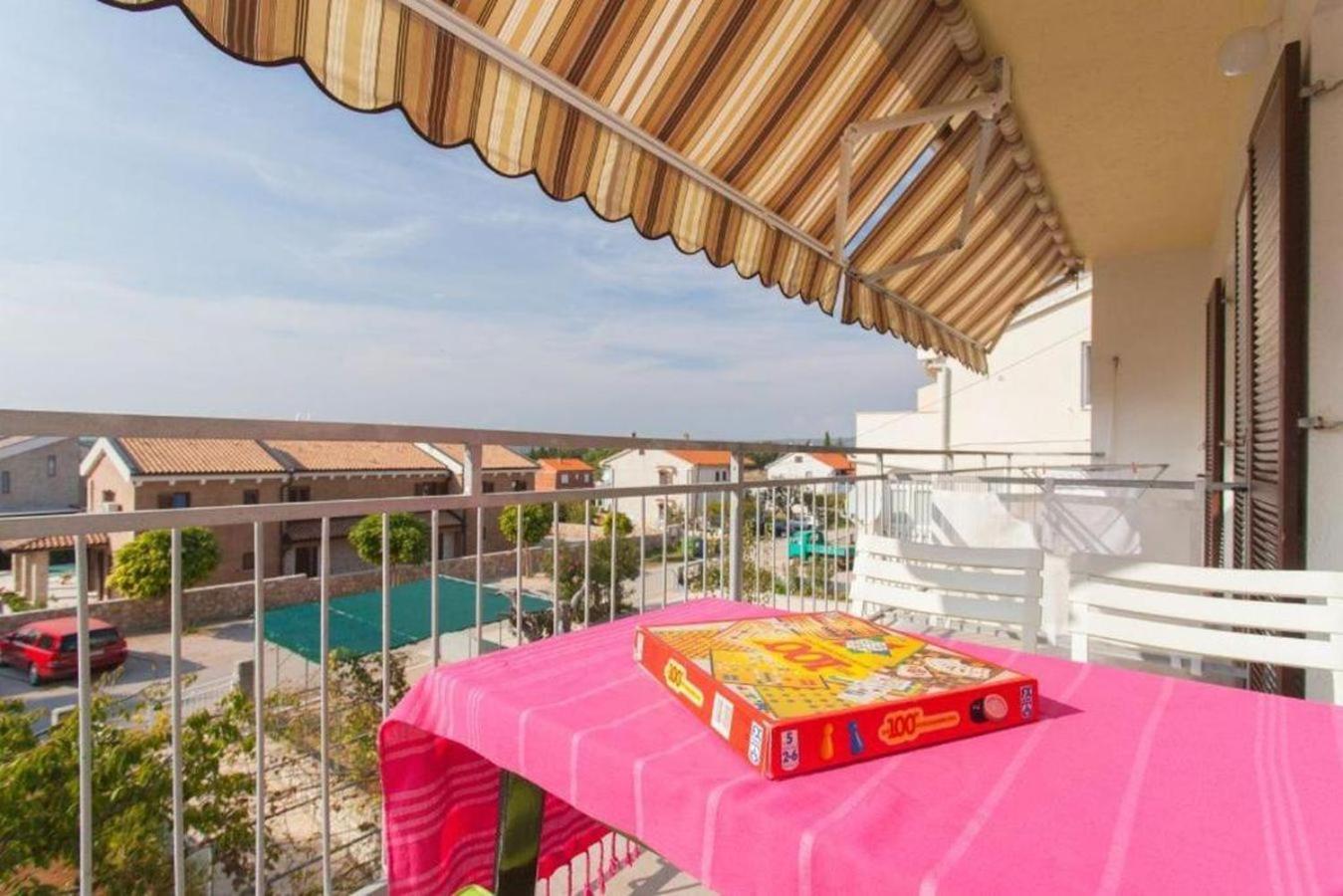 Apartments Nikola Punat Bagian luar foto